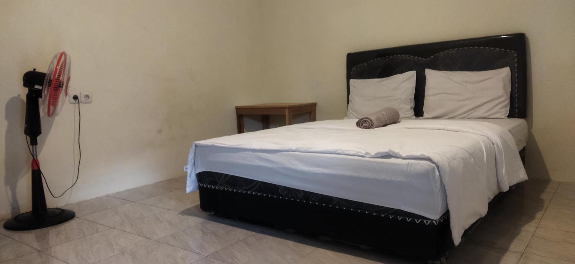 Selow Homestay Kuta  Dış mekan fotoğraf